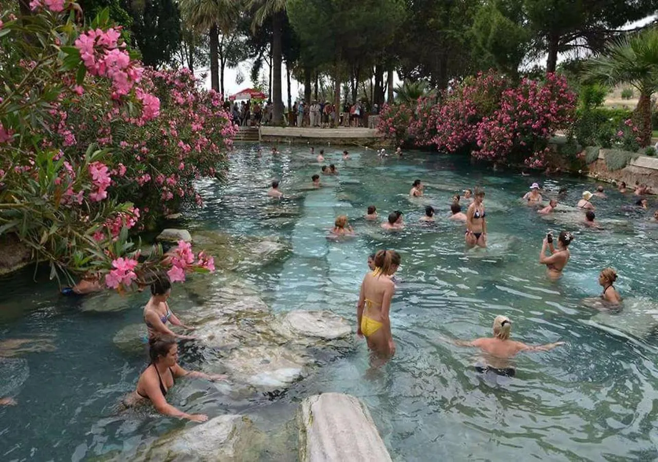 Hotel Pamukkale 3*,